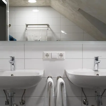 Bio Pfister Trade Gmbh Apartamento