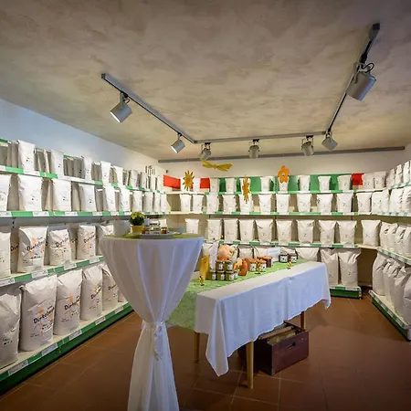 Bio Pfister Trade Gmbh Apartamento